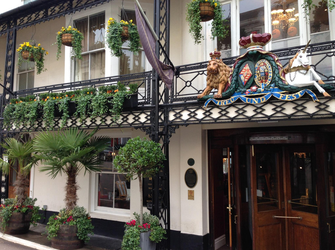 The Foley Arms Hotel - JD Wetherspoon Pub