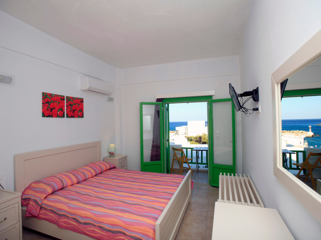 Kastellos Apartments Sikinos