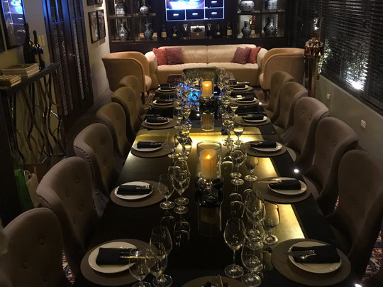 Top of the Alpha-马卡蒂必去景点