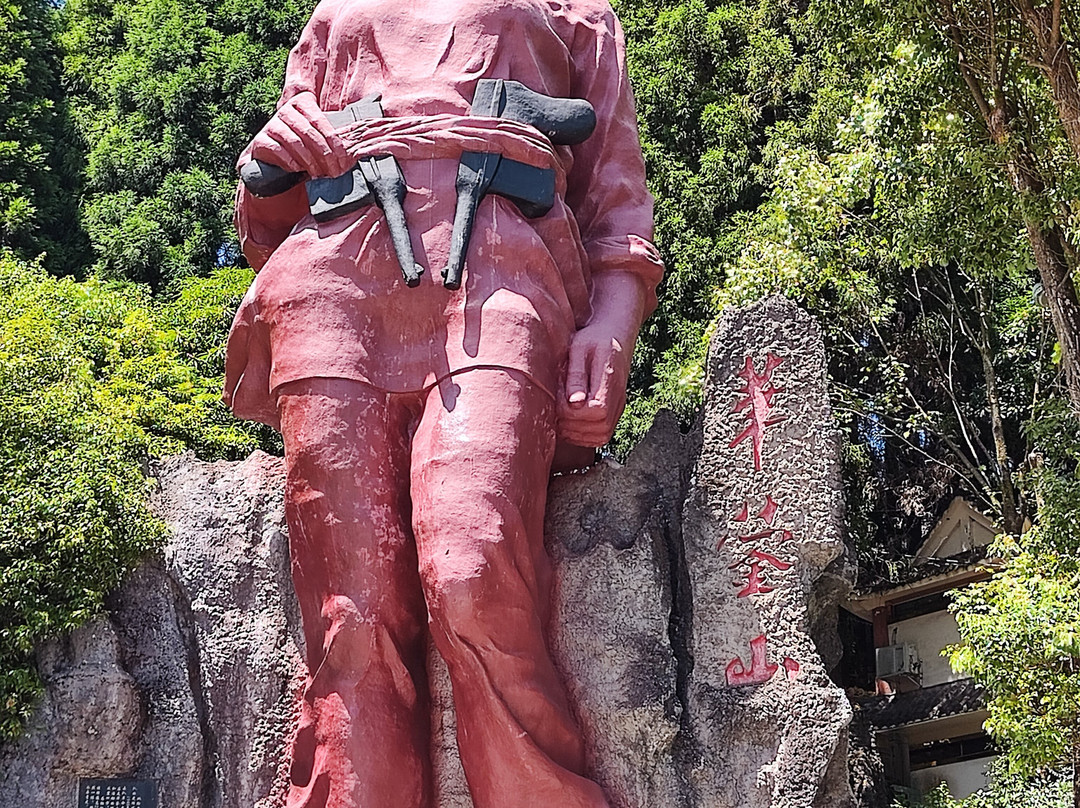 华蓥山旅游区景点图片