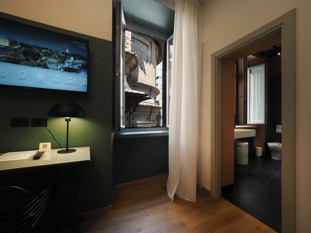 Hotel Priori Secret Garden