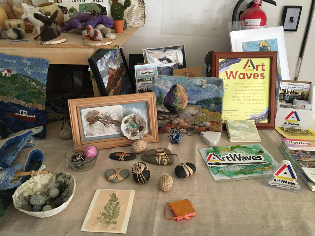 ArtWaves-巴港必去景点