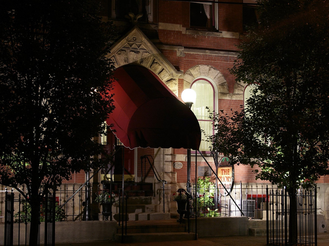 The Priory Hotel主图