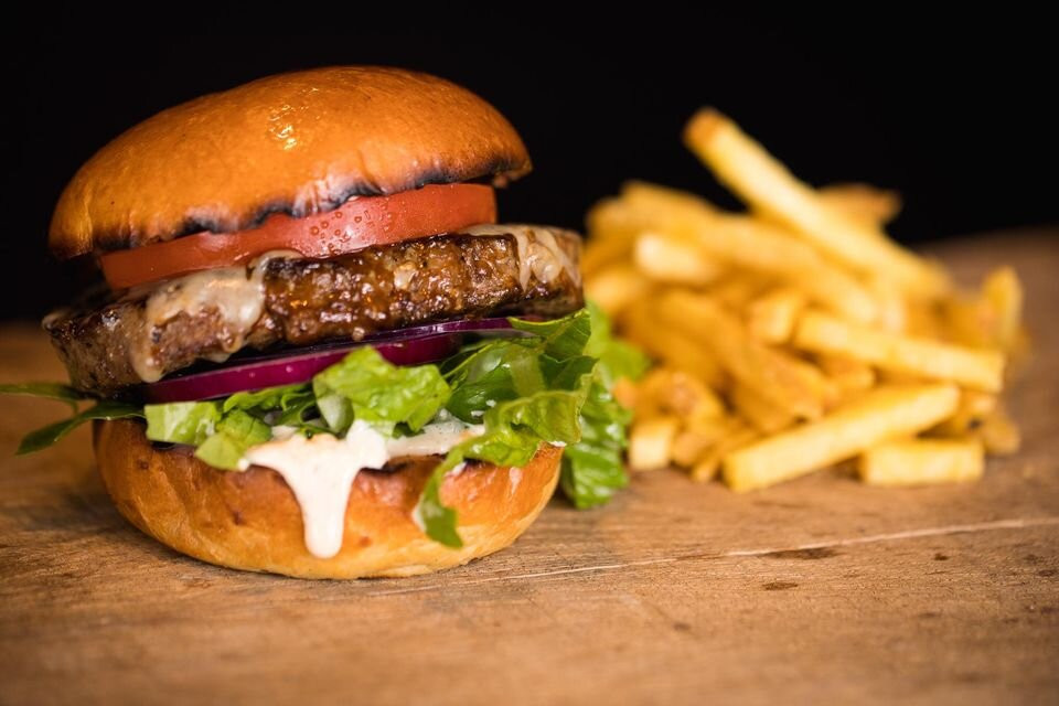 Upplands-Bro Kommun餐馆和美食-Brutal Burgers
