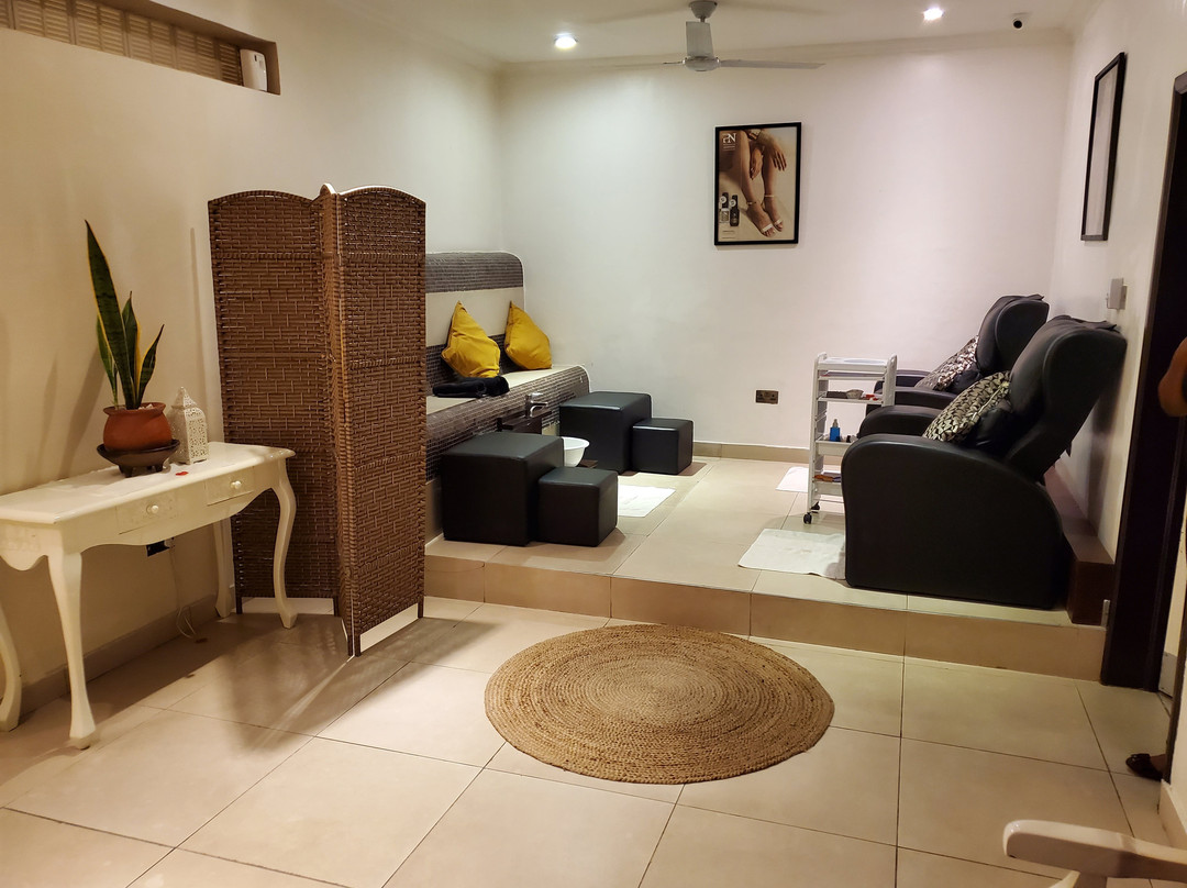 Niobe Salon & Spa-Legon必去景点