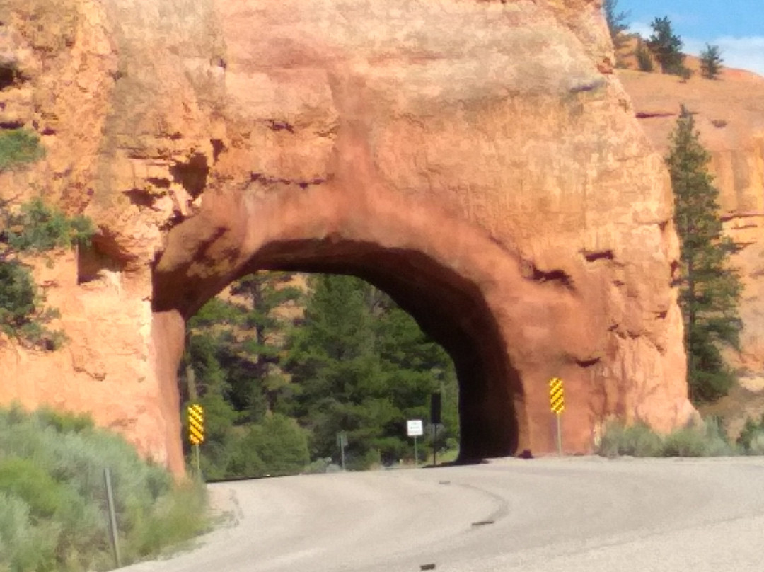 Red Canyon Tunnel-潘圭奇必去景点