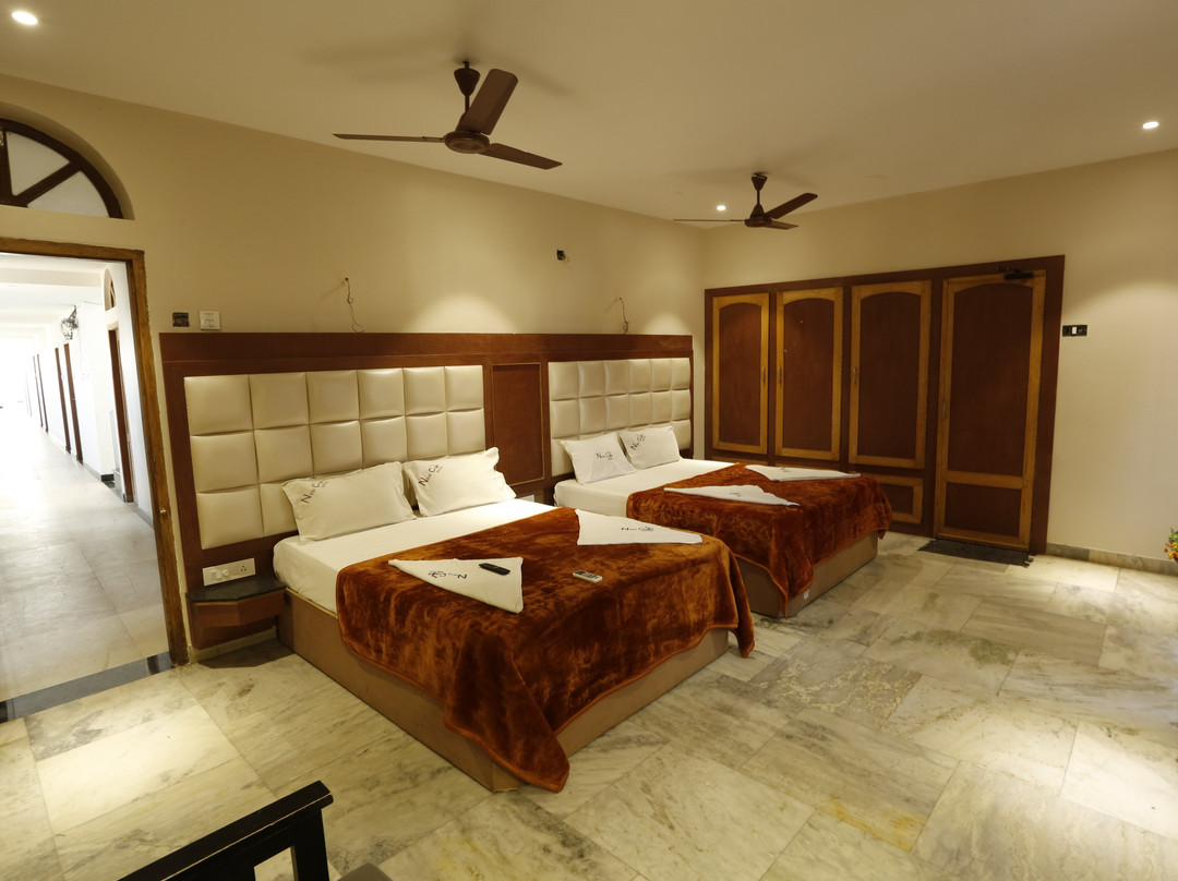 New Cape Hotel主图