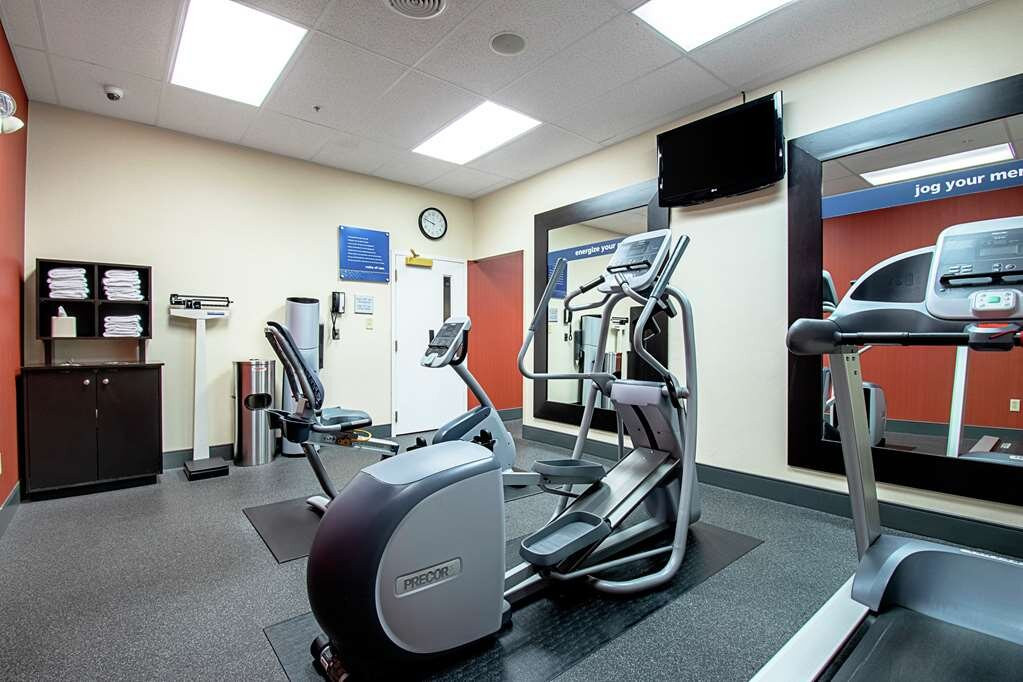 Hampton Inn Pine Grove主图