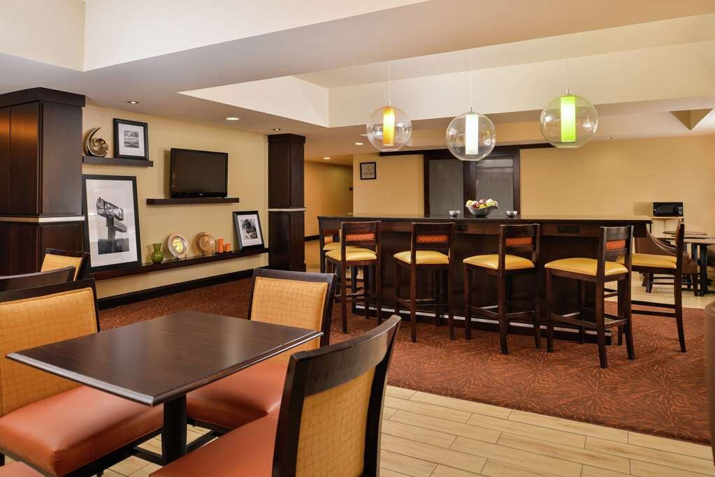 Hampton Inn Raleigh/clayton I-40主图