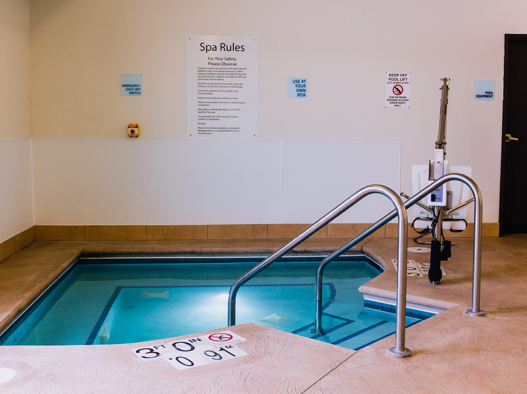 Holiday Inn Express & Suites Sidney By IHG主图