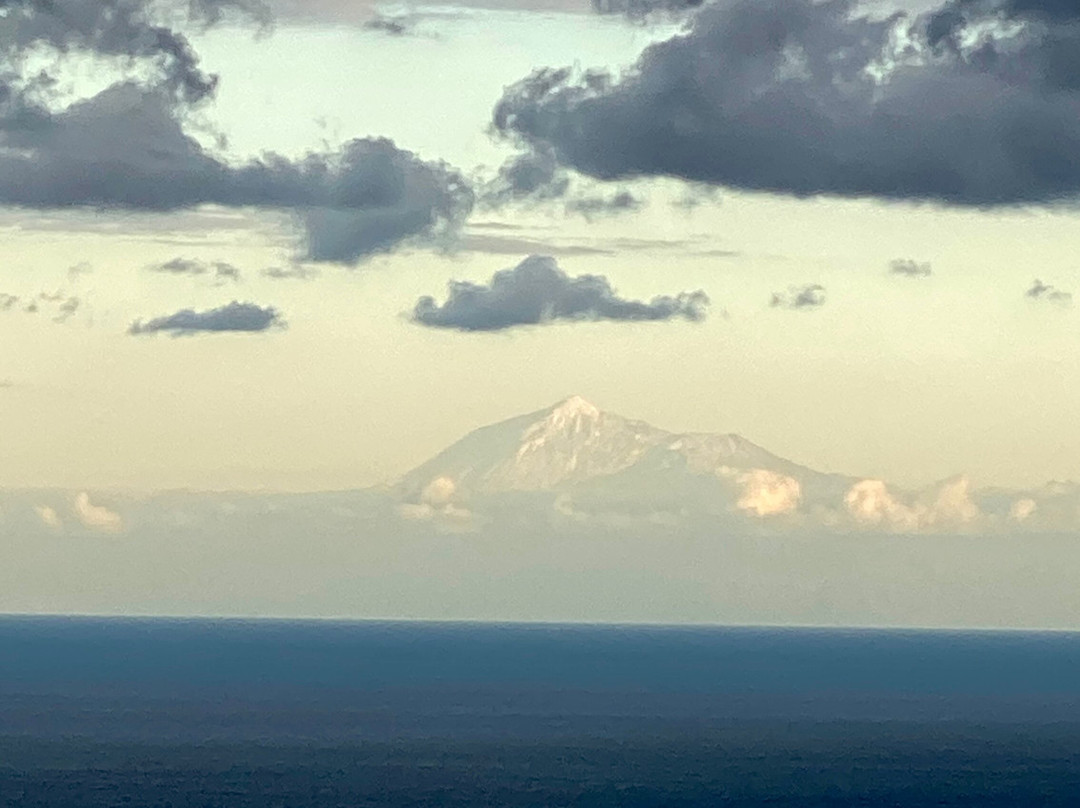 Entre Cielo Y Mar