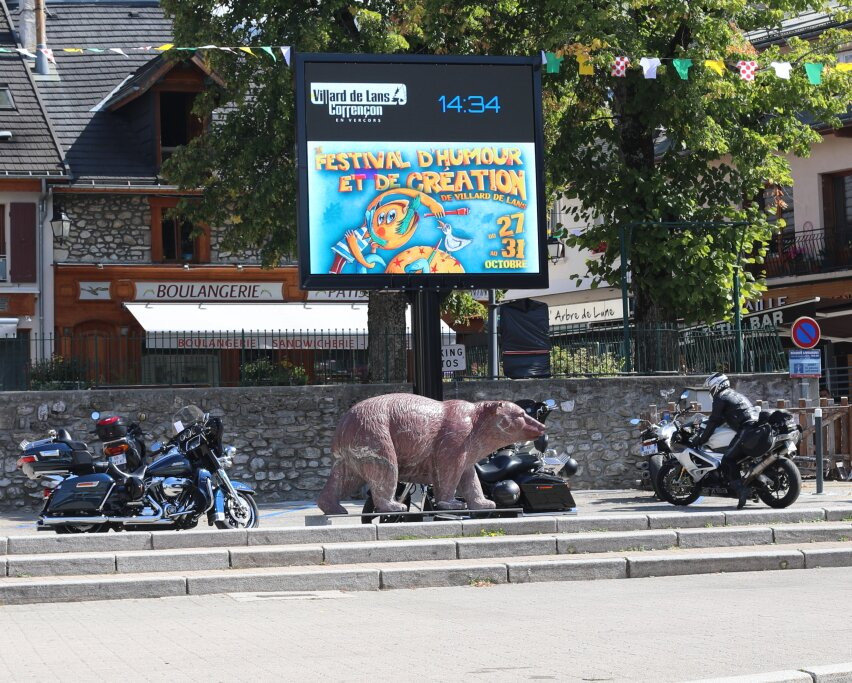 L'ours de la Place景点图片