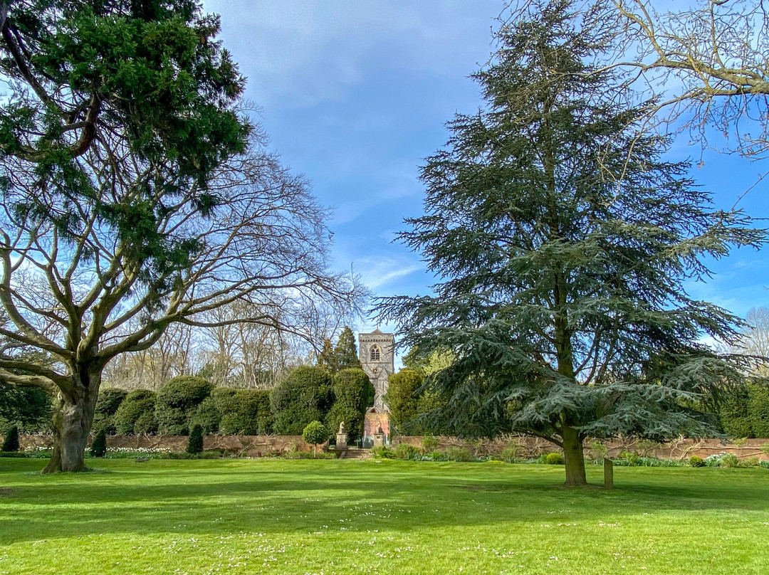 Caversham Court Gardens景点图片