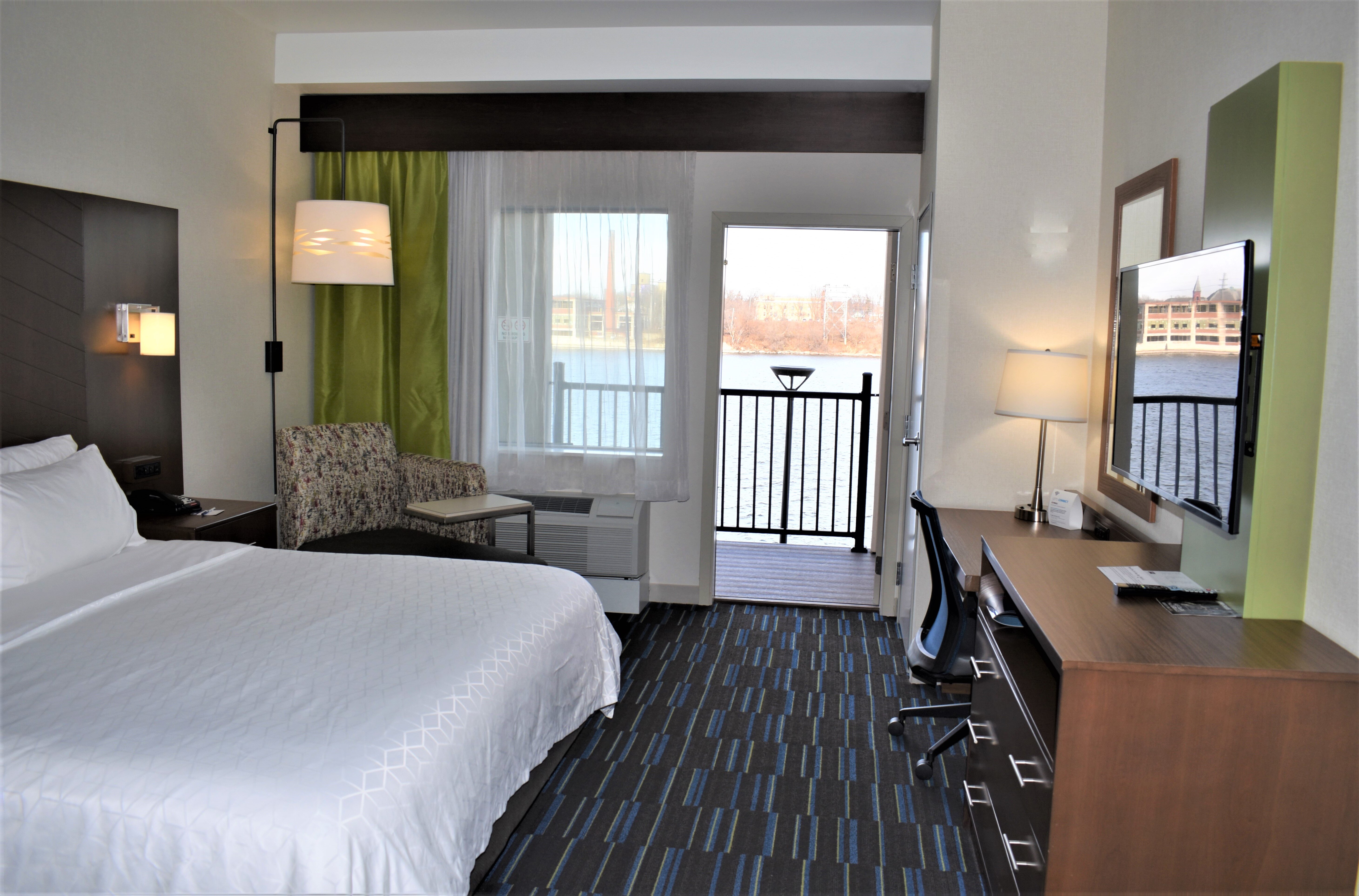 Holiday Inn Express & Suites Rock Falls By IHG-浴室