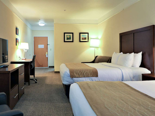 Comfort Inn & Suites Odessa主图