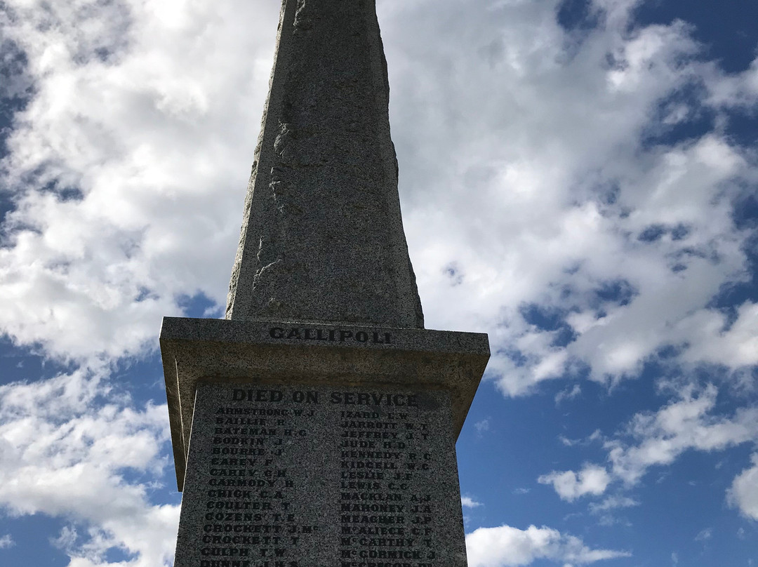 Oxley War Memorial景点图片