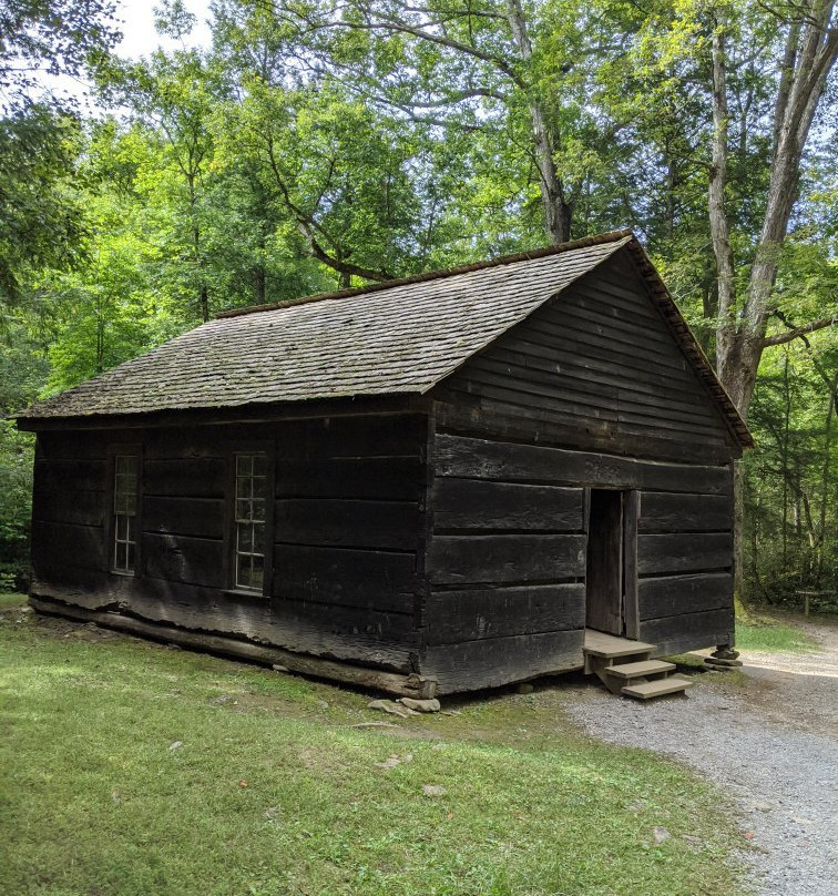 Little Greenbrier School-大雾山国家公园必去景点