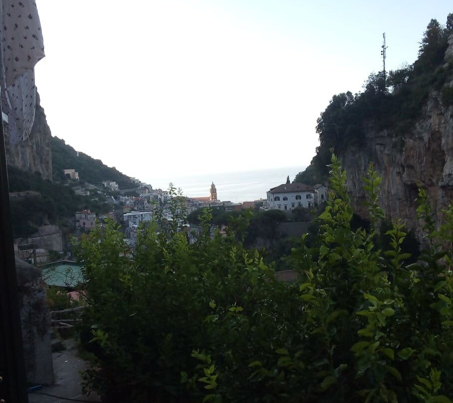 La Valle Delle Ferriere主图