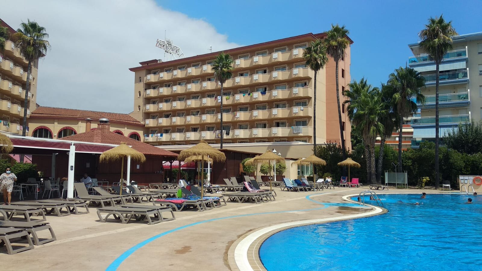 Ohtels La Hacienda-泳池