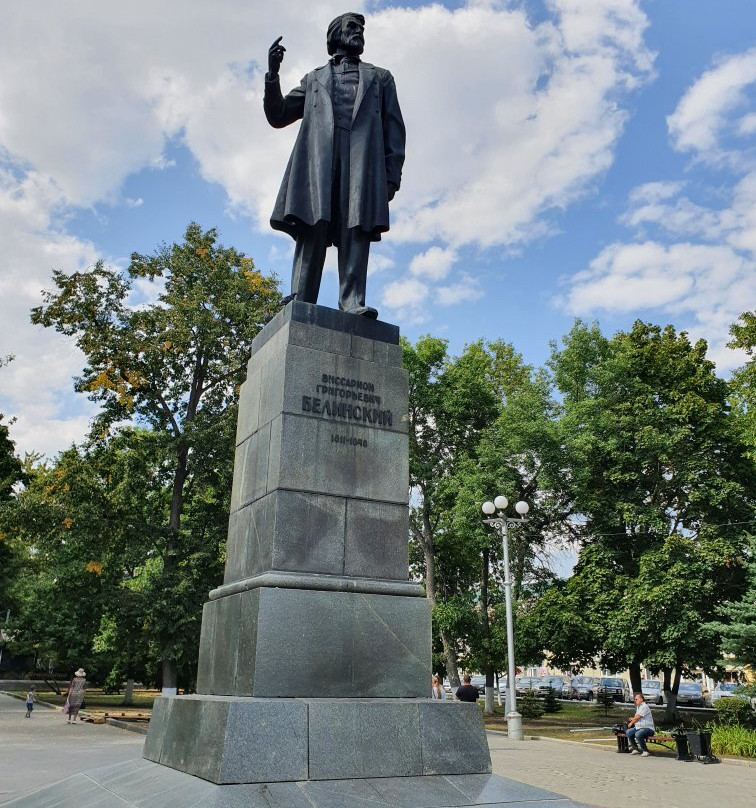 Monument to Belinskiy-奔萨必去景点