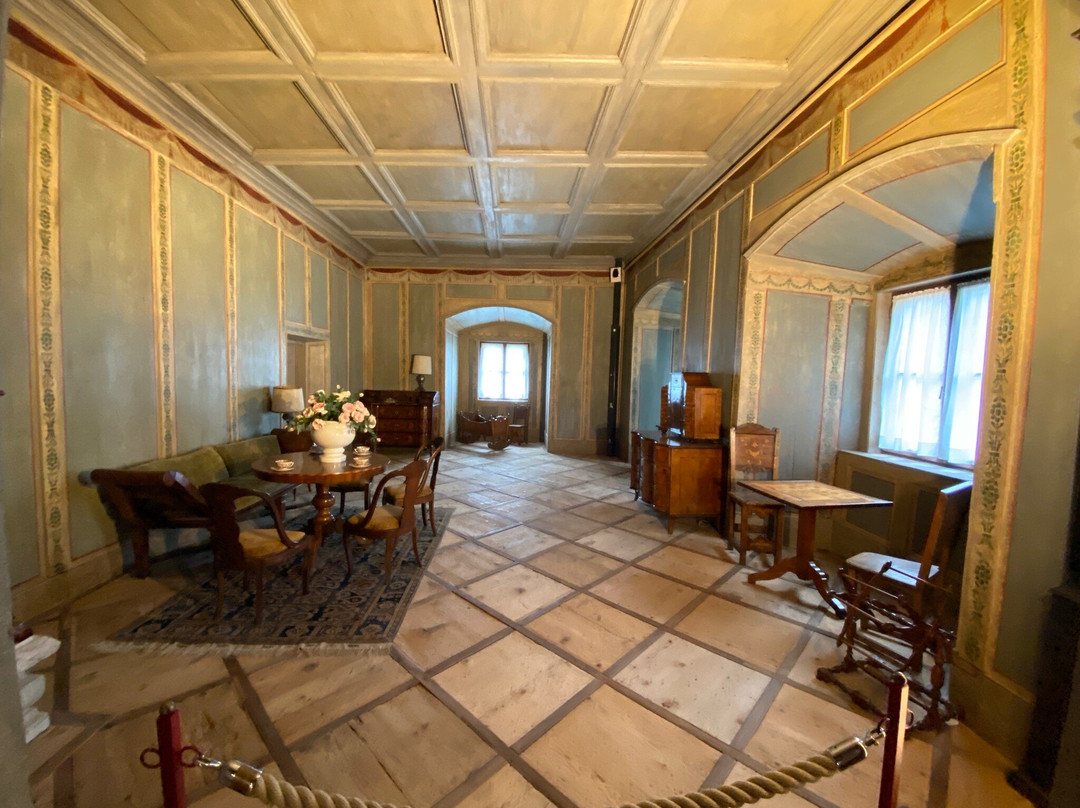 Castel Caldes-Caldes必去景点