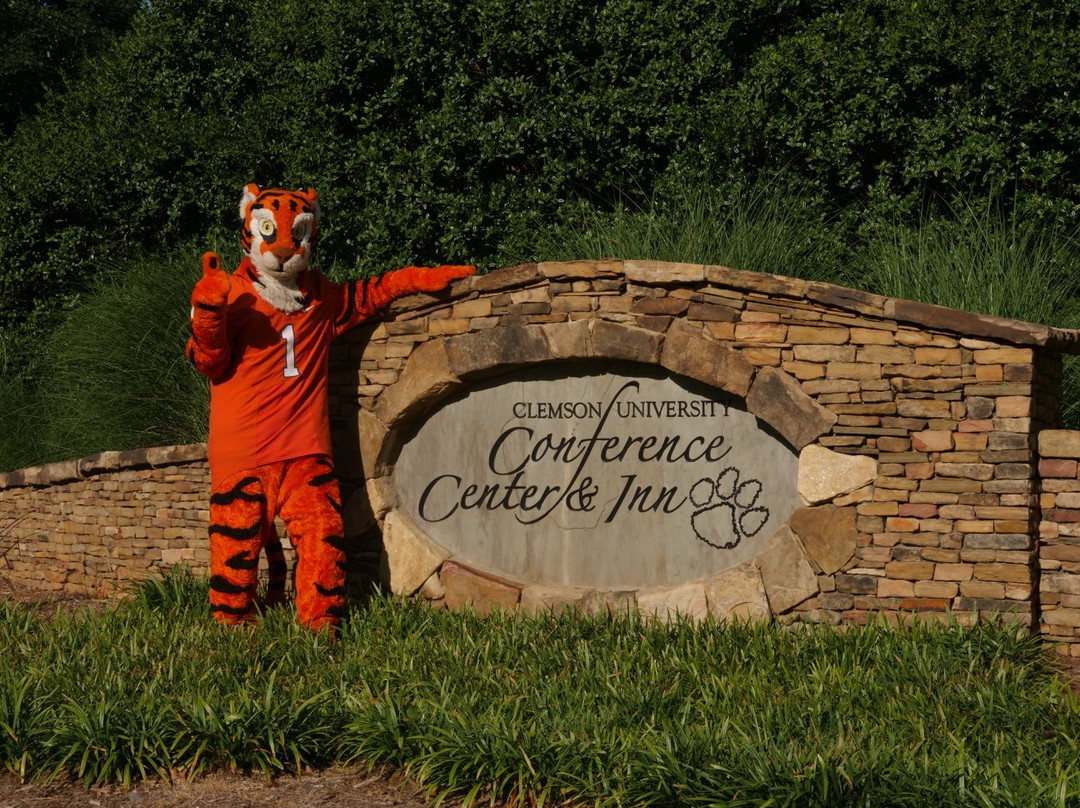 Clemson University's James F. Martin Inn主图