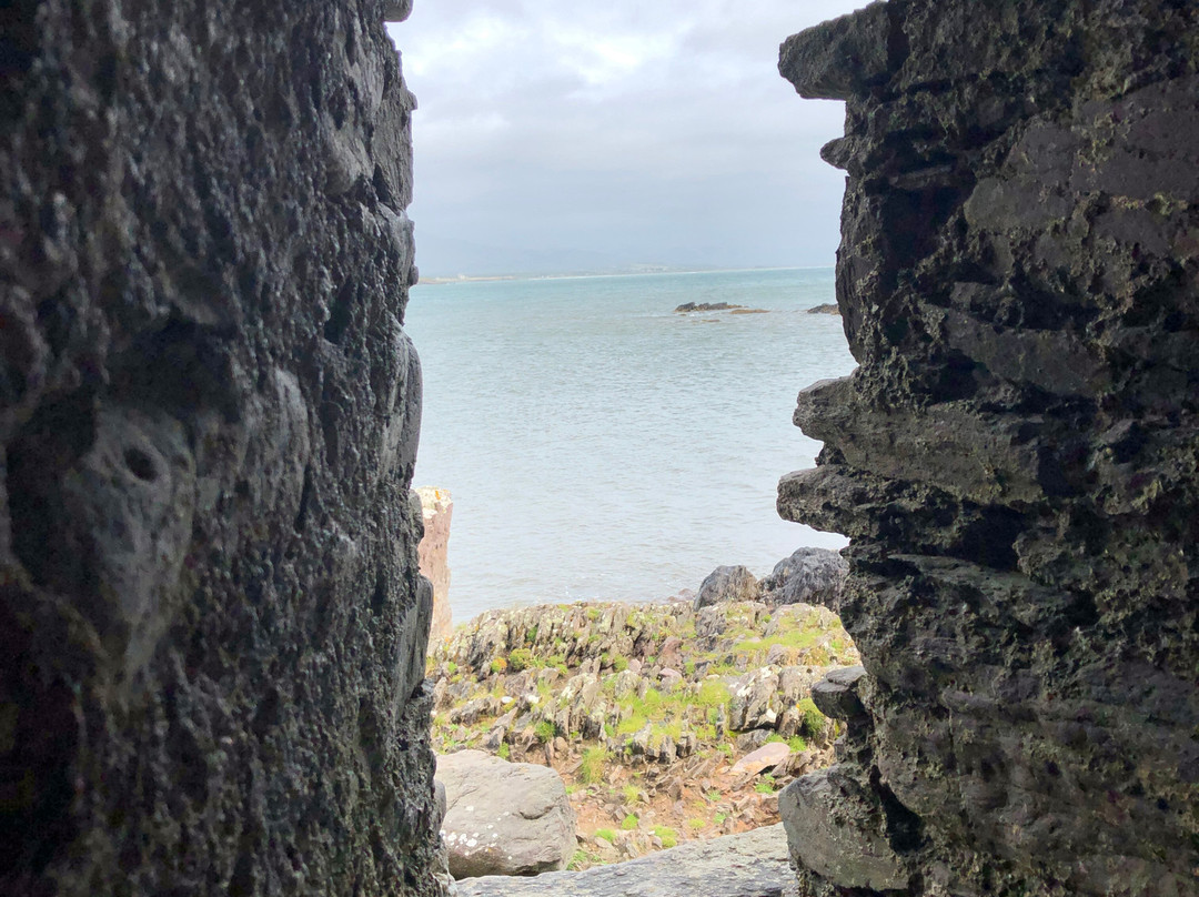 McCarthy Mór Tower House - Ballinskellig Castle-Ballinskelligs必去景点