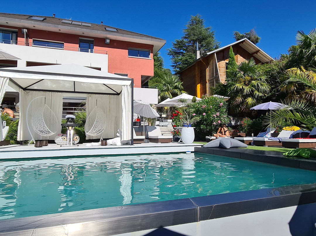 杜拉克套房酒店主图