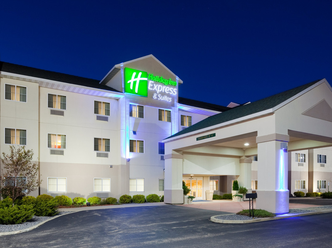 Holiday Inn Express & Suites Stevens Point By IHG主图
