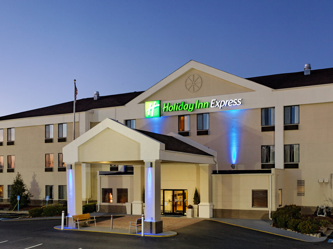 Holiday Inn Express Metropolis by IHG主图