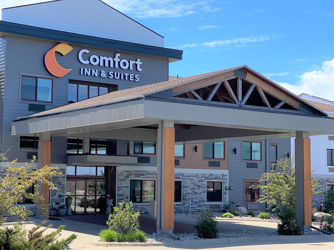 Comfort Inn & Suites Mountain Iron And Virginia主图