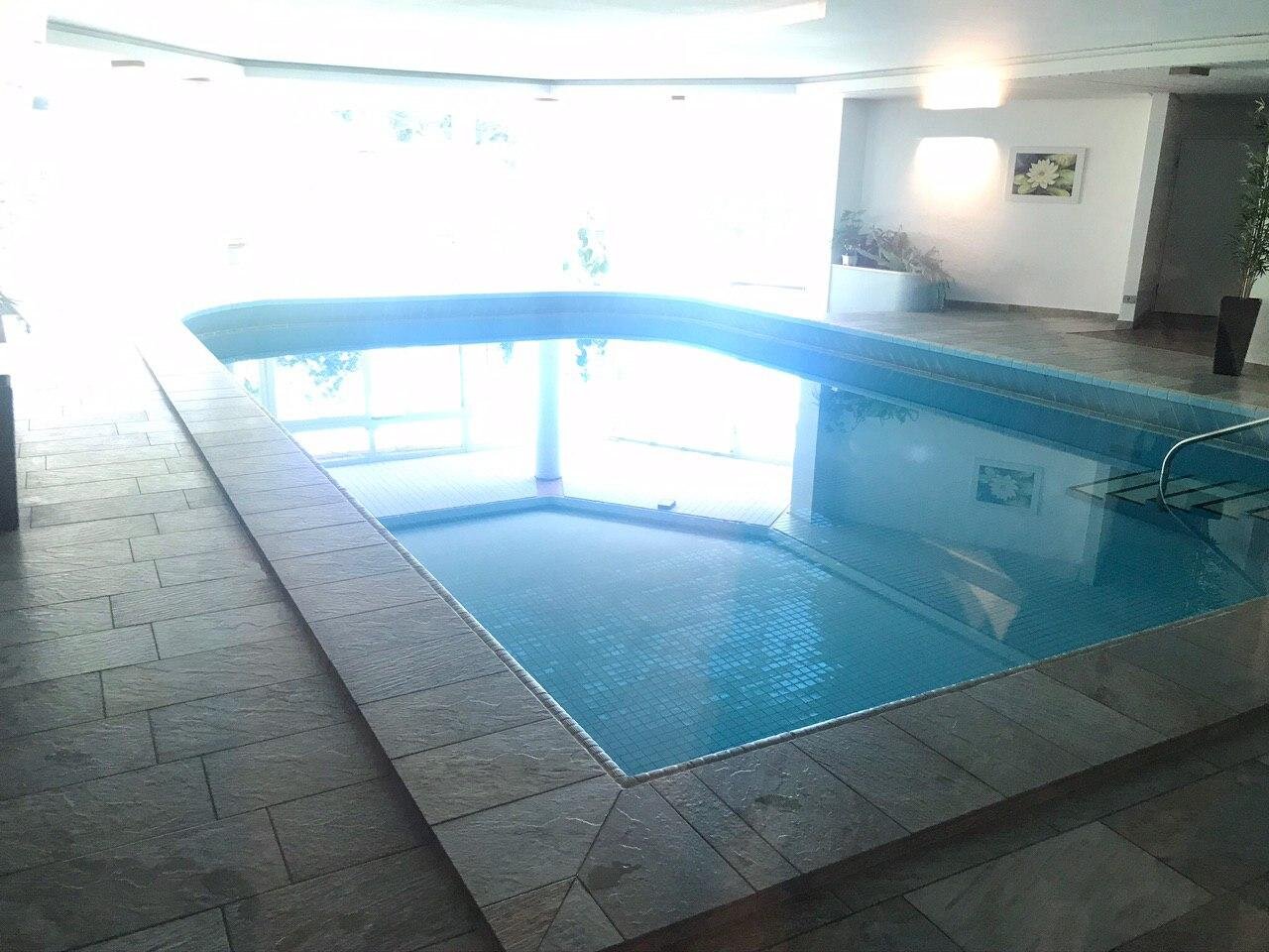 Hotel Theresia-泳池