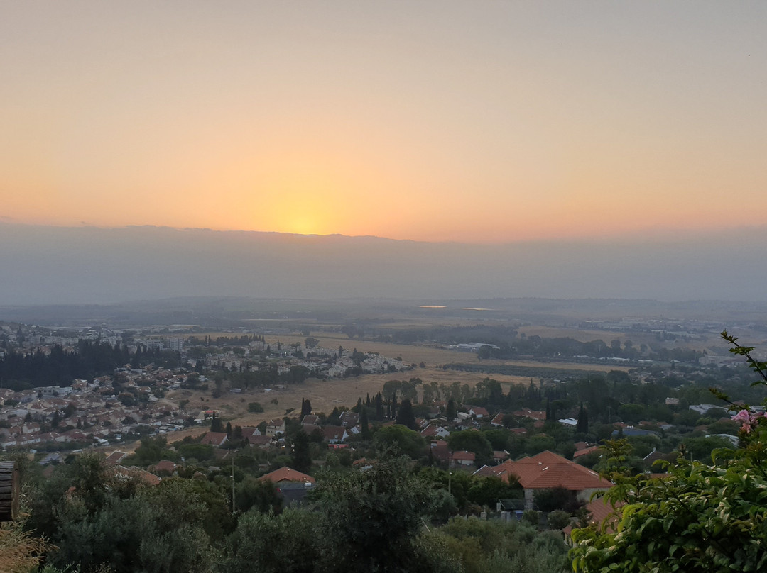 Hameiri Estate主图