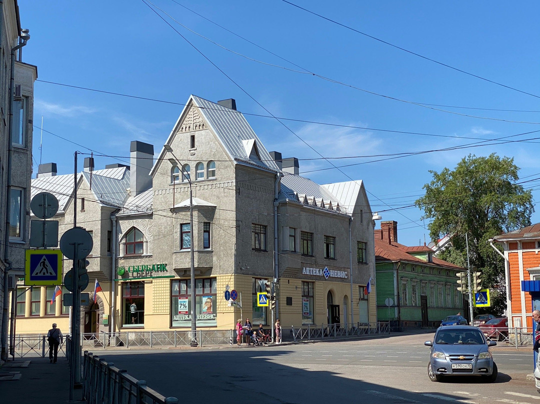 Kirova Square景点图片