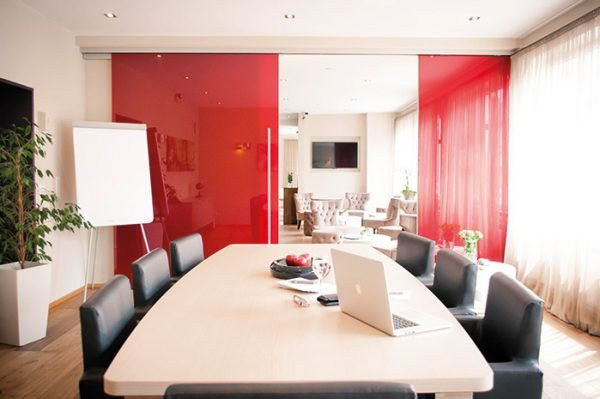 希瑞特阿卡德酒店主图