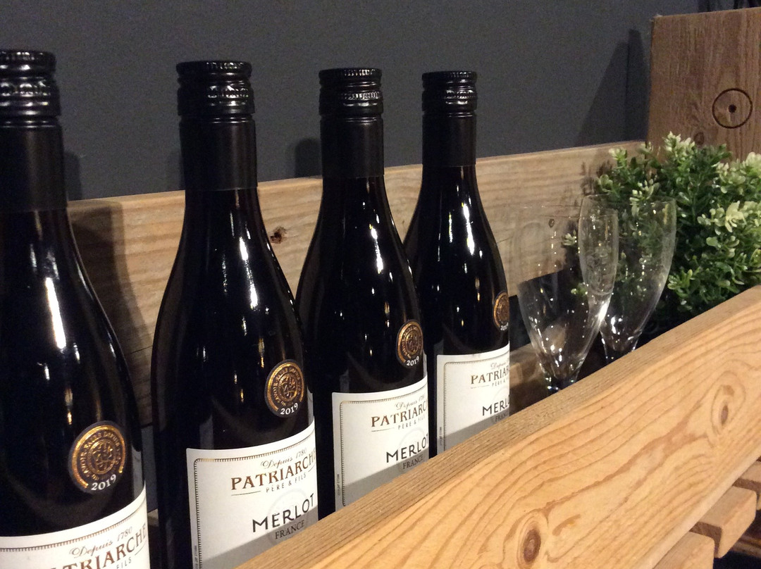 巴特勒酒店主图