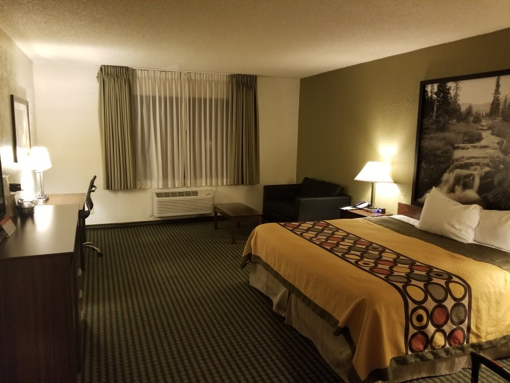 Super 8 By Wyndham Wendover主图