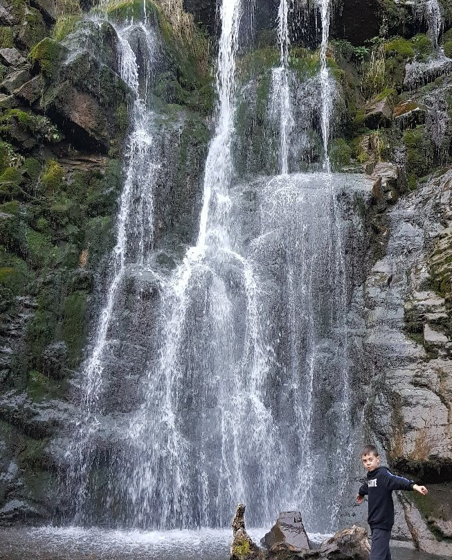 Cascada de Xurbeo景点图片