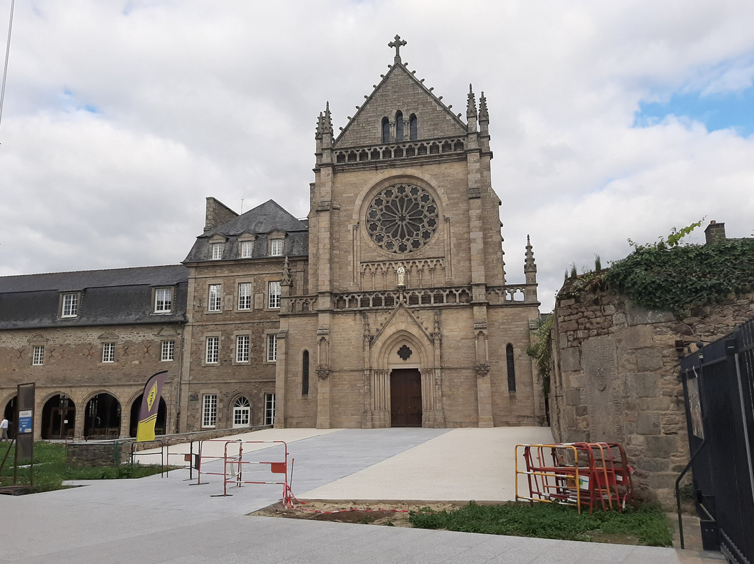 Le Couvent des Cordeliers-迪楠必去景点