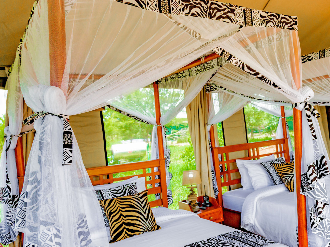Embalakai Authentic Camps