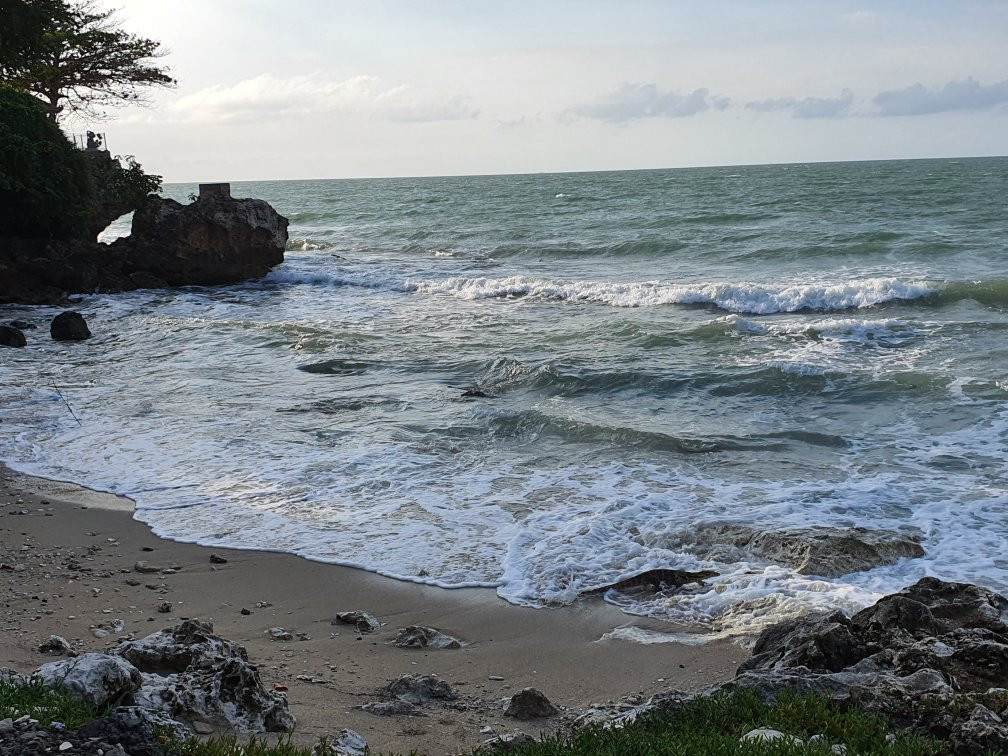 Tanjung Kodok Beach Resort主图