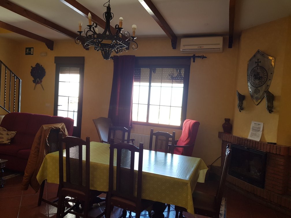 La Casa De Los Templarios-官方