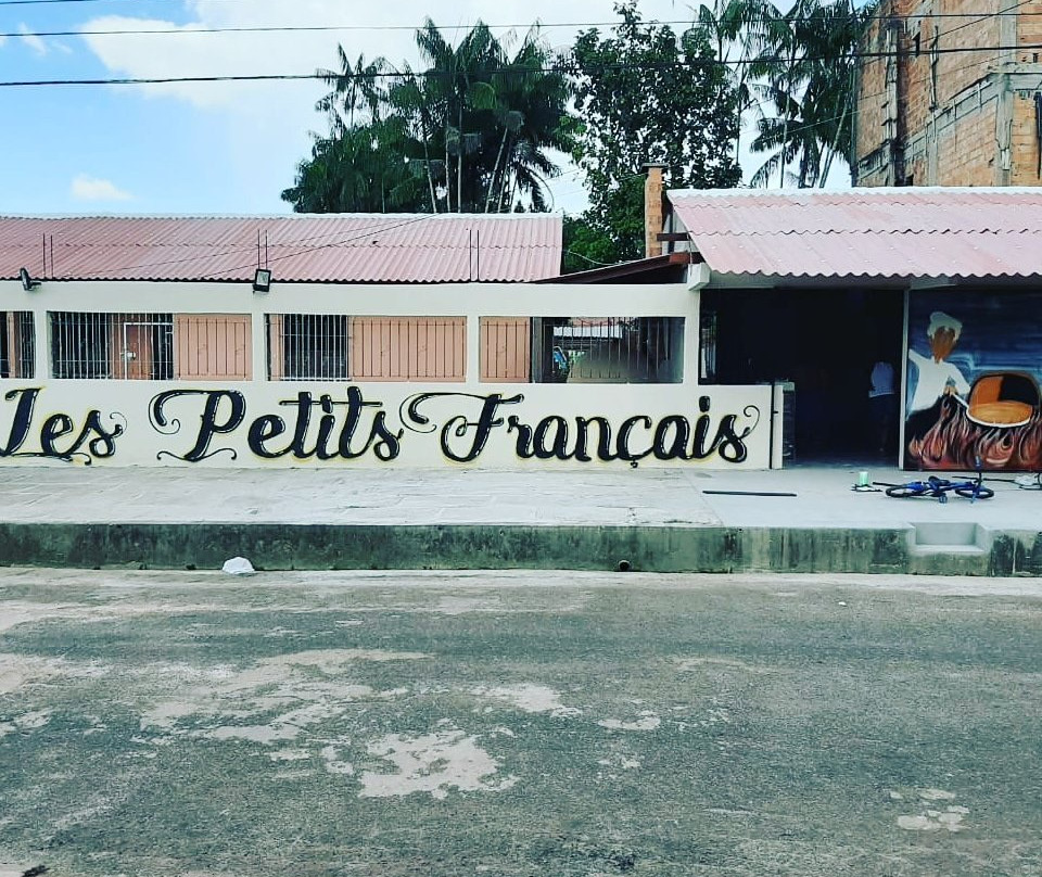 Les Petits Francais