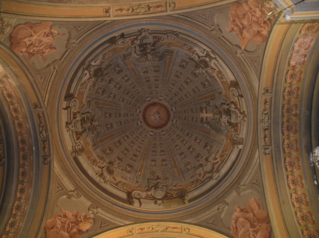 Chiesa dell'Annunziata-韦纳里亚雷亚莱必去景点