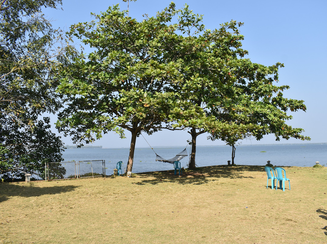 Shantitheeram Ayurveda主图