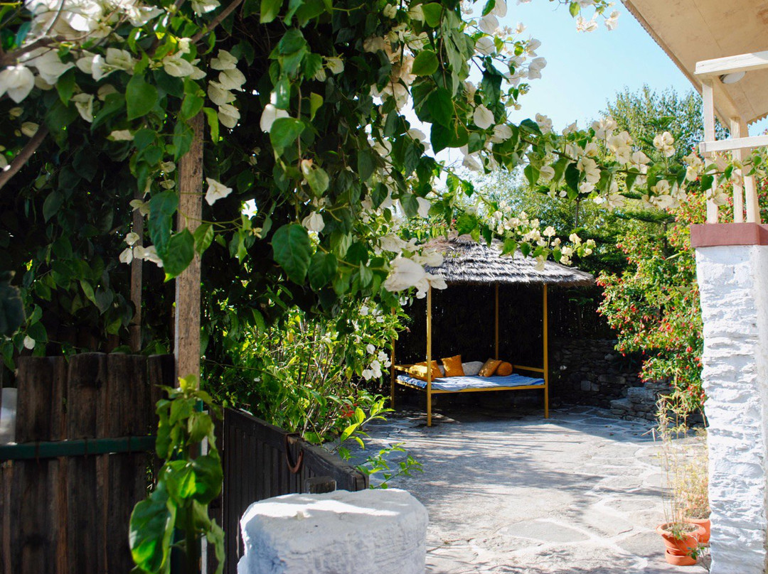 The 4Rooms Hotel