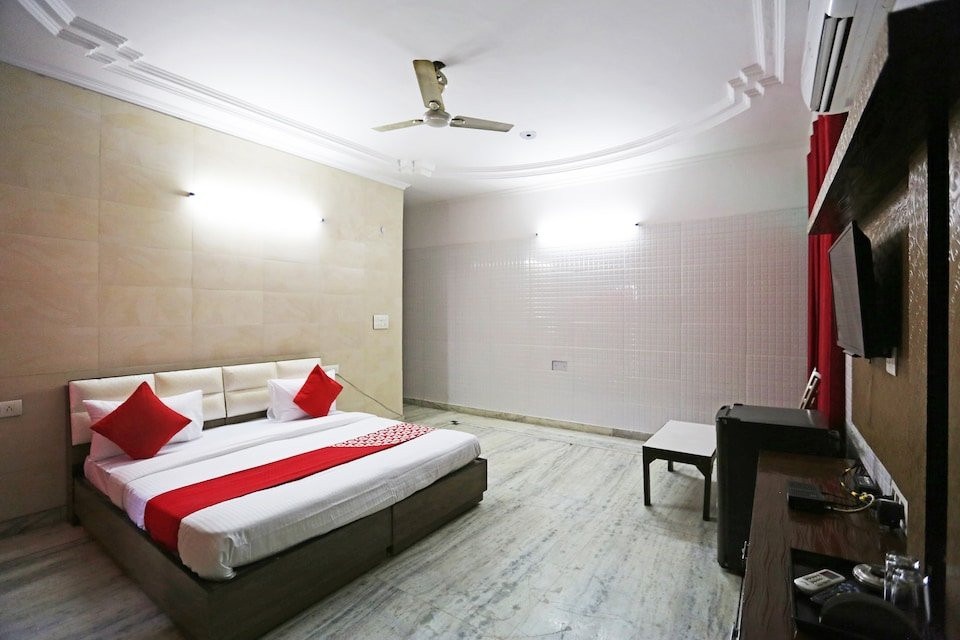 OYO 8495 Royal S主图