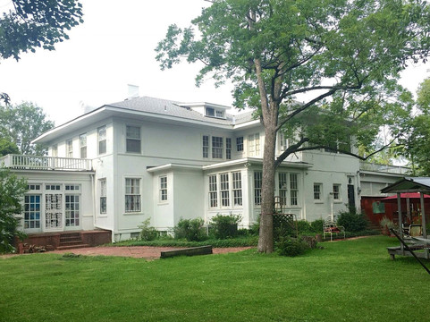 Clarksdale White House主图