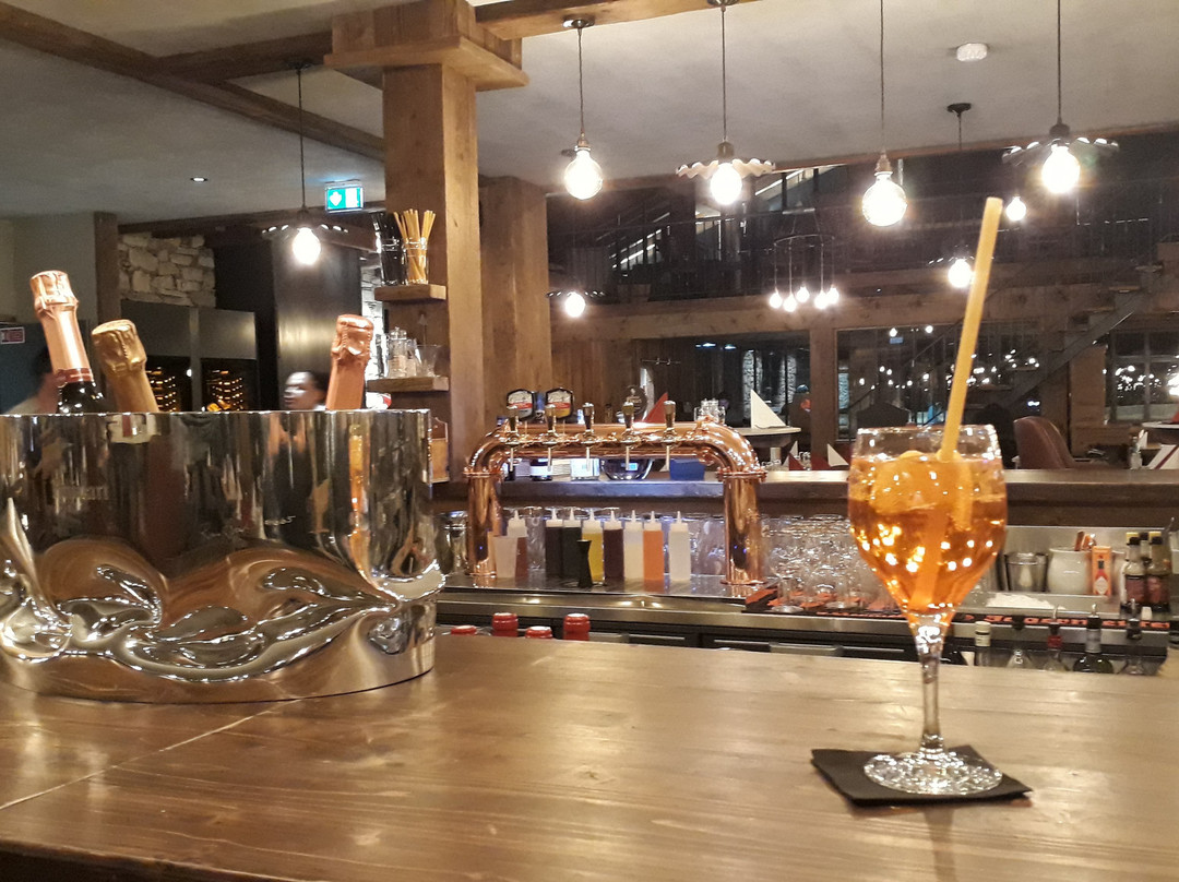 索莱瑟庇护酒店主图
