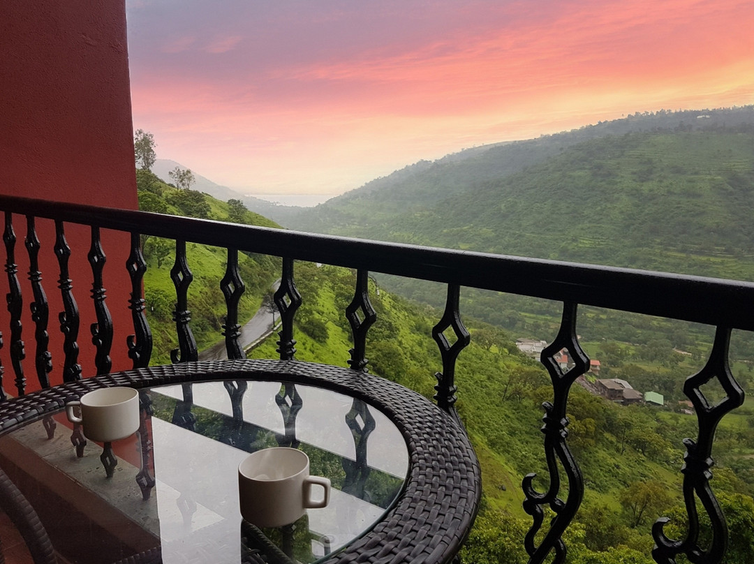Valley Nest Suites Service Apartment
